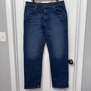 Classic Blue Straight Jeans | Wrangler 36x32